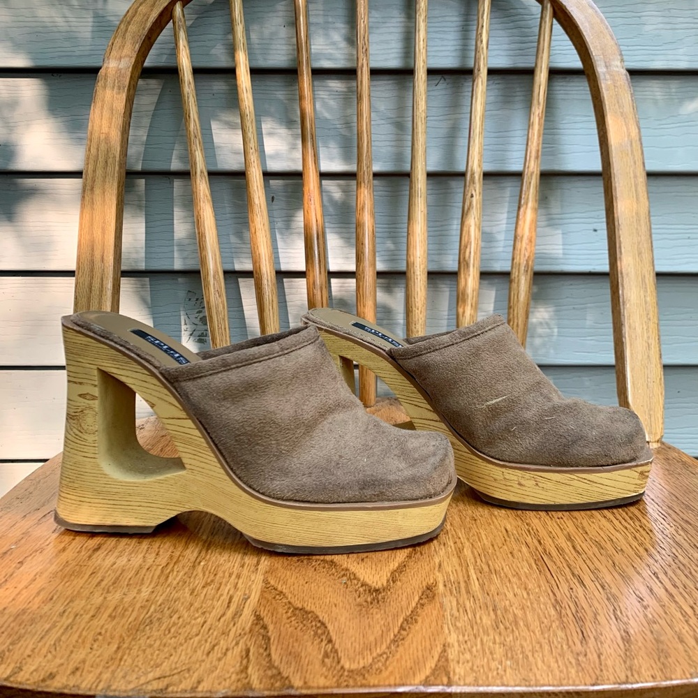 Beige Splash Clogs (sized US 6.5, make a great 6)
